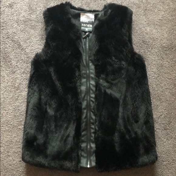 Kensie Jackets & Blazers - Kensie | Faux Fur Vest